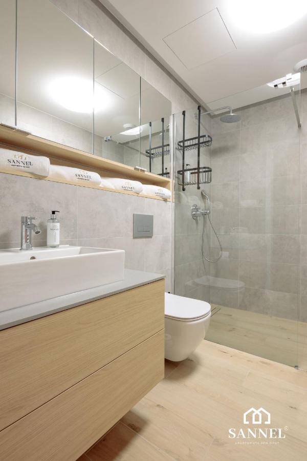 Apartament Baltic Blues Z Dostepem Do Basenow,Strefy Saun,Jacuzzi - Pinea Apartments Pobierowo - Sannel Apartments For Rent Dış mekan fotoğraf